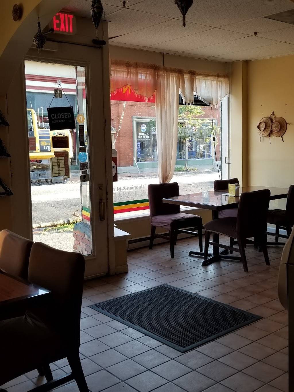 Fast N Tasty | restaurant | 69 Allen St, Buffalo, NY 14202, USA | 7168811832 OR +1 716-881-1832