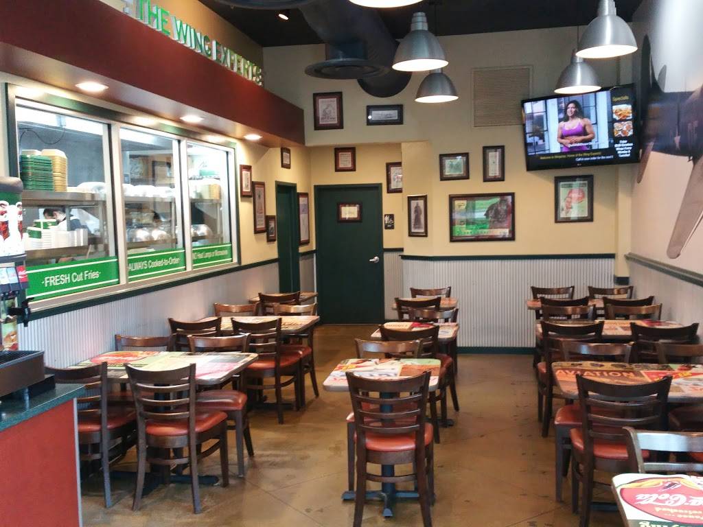 Wingstop | restaurant | 855 S Randall Rd, Elgin, IL 60123, USA | 8476959464 OR +1 847-695-9464