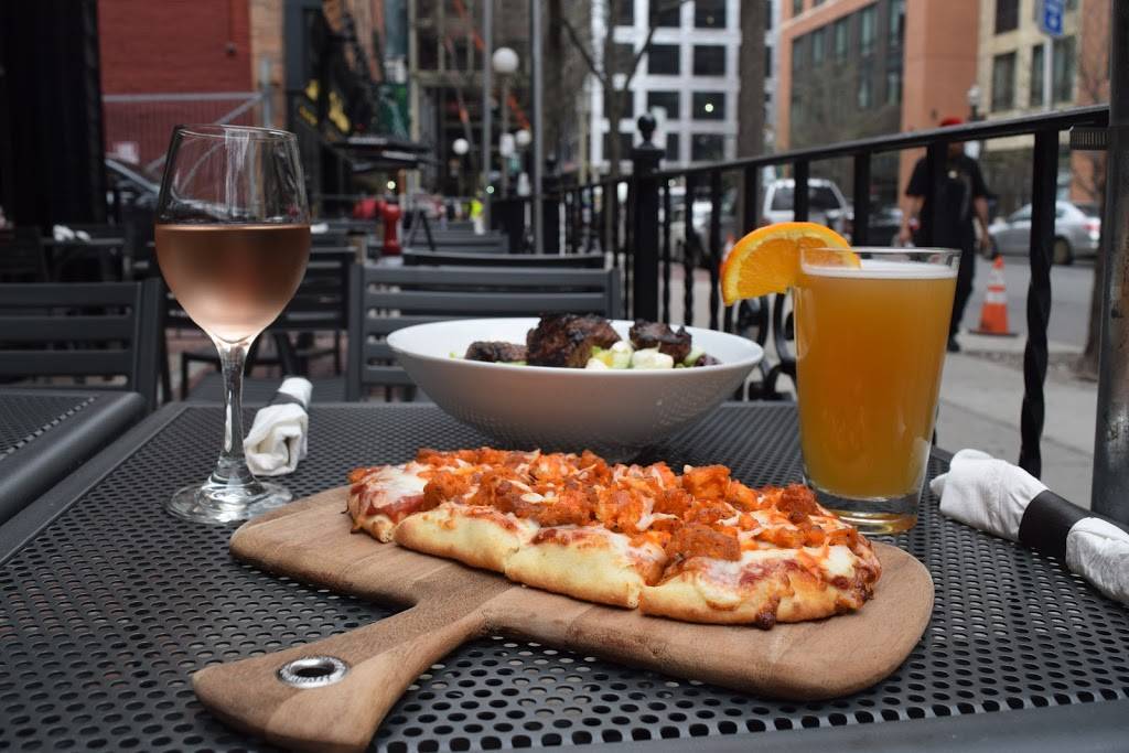 Hurricanes at the Garden | restaurant | 150 Canal St, Boston, MA 02114, USA | 6177220161 OR +1 617-722-0161