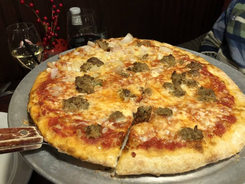 Peppers Grille | restaurant | 321 Great Rd, Bedford, MA 01730, USA | 7812751234 OR +1 781-275-1234