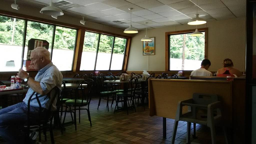 Dairy Queen | restaurant | 261 Black Eagle Rd, Mullens, WV 25882, USA | 3042947352 OR +1 304-294-7352