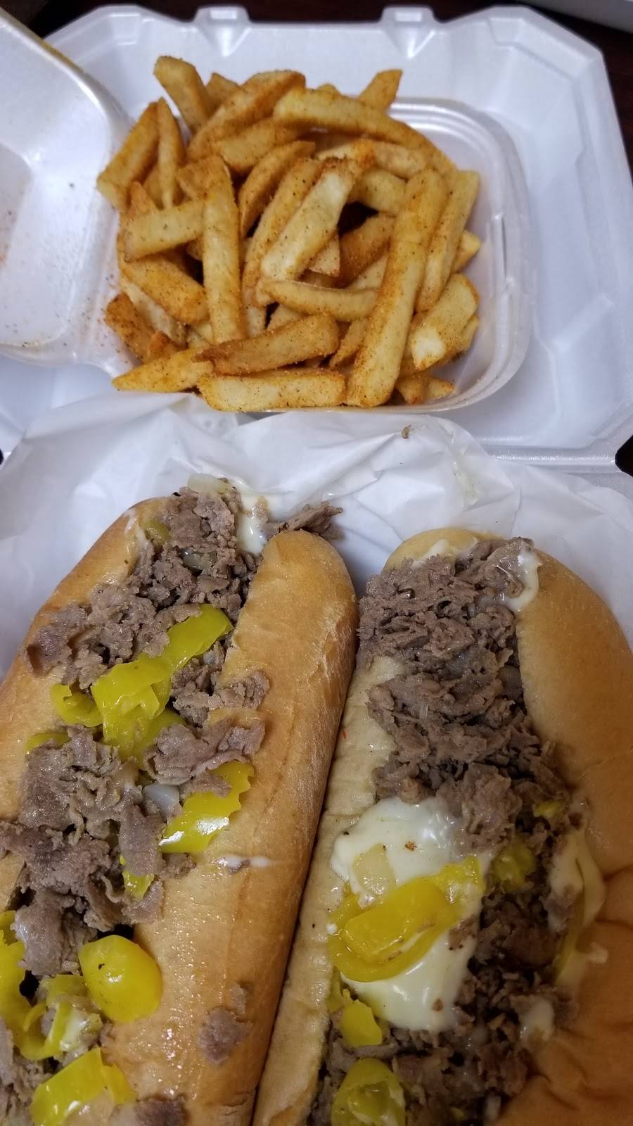 Barrys Cheese Steaks & More | restaurant | 7502 Preston Hwy, Louisville, KY 40219, USA | 5028832874 OR +1 502-883-2874
