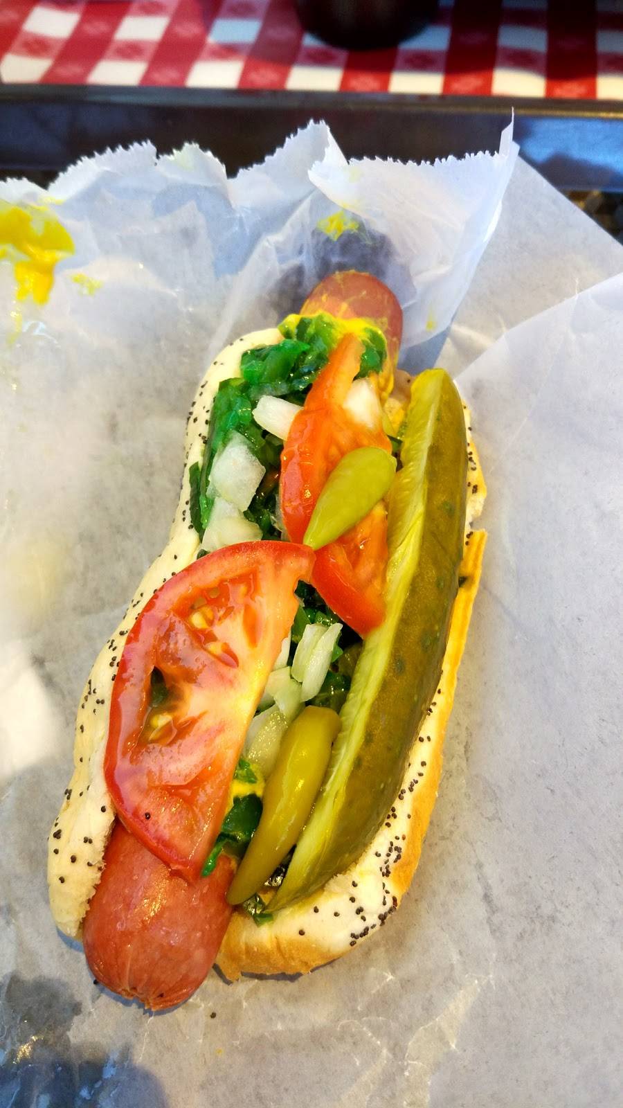 Portillos Hot Dogs | meal takeaway | 2306 N Prospect Ave, Champaign, IL 61822, USA | 2172079000 OR +1 217-207-9000