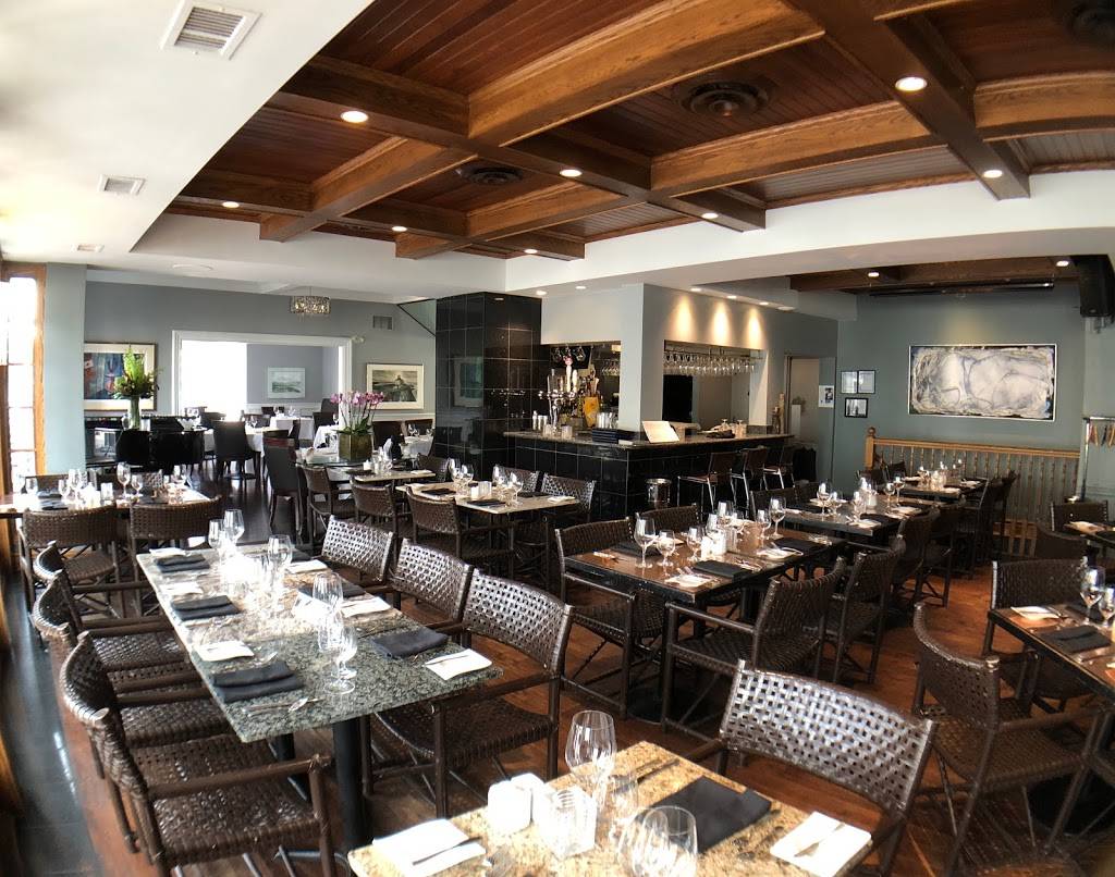 Jonathans Restaurant & J Bistro | restaurant | 120 Thomas St, Oakville, ON L6J 3A8, Canada | 9058424200 OR +1 905-842-4200