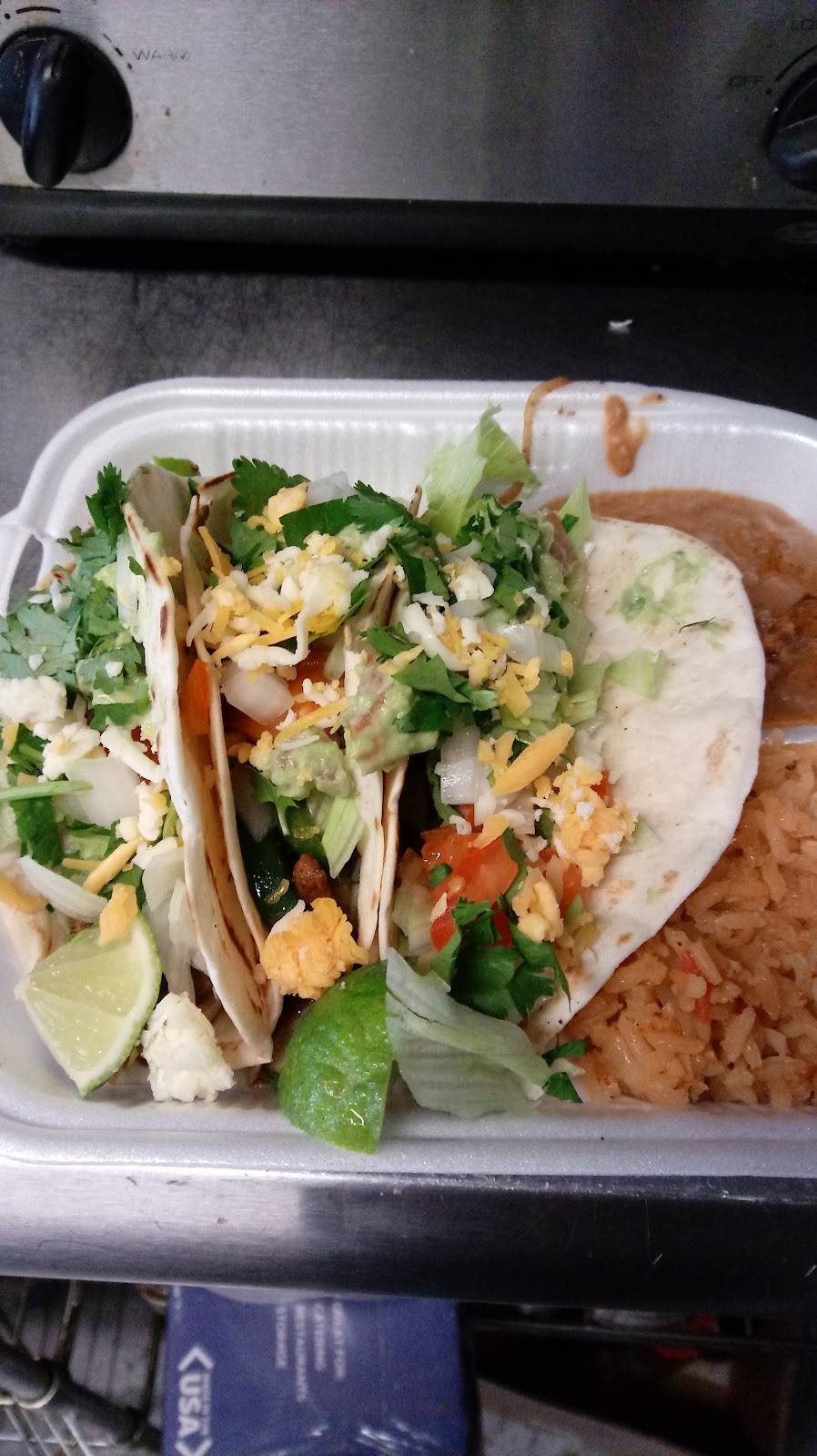 Lindas Taco Hut | restaurant | 13427 TX-36, Needville, TX 77461, USA | 9799000125 OR +1 979-900-0125