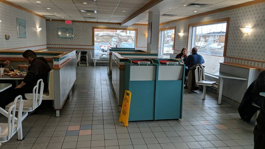PFK | meal takeaway | 1080 Boulevard des Récollets, Trois-Rivières, QC G8Z 3X1, Canada | 8193794510 OR +1 819-379-4510
