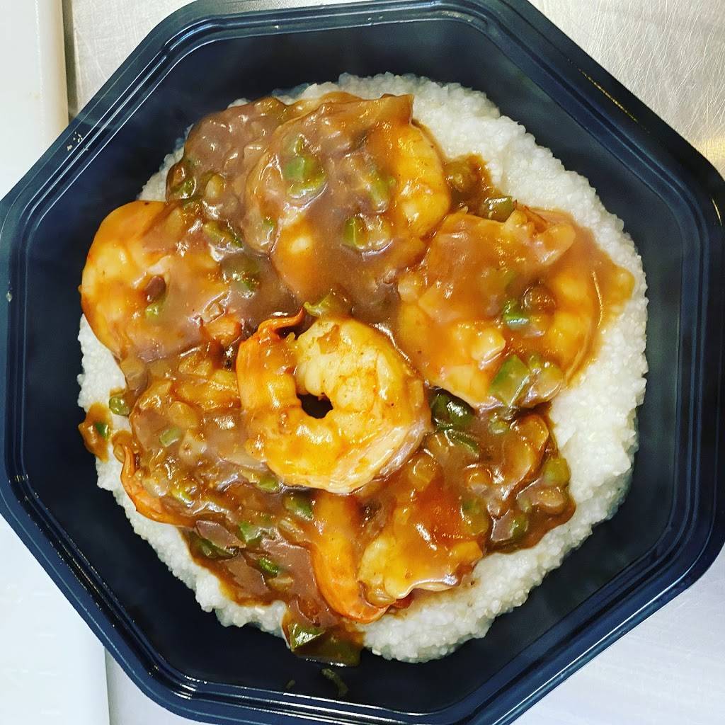 Charlestons | restaurant | 2200 Old Williamsburg Rd, Yorktown, VA 23690, USA | 7578883261 OR +1 757-888-3261