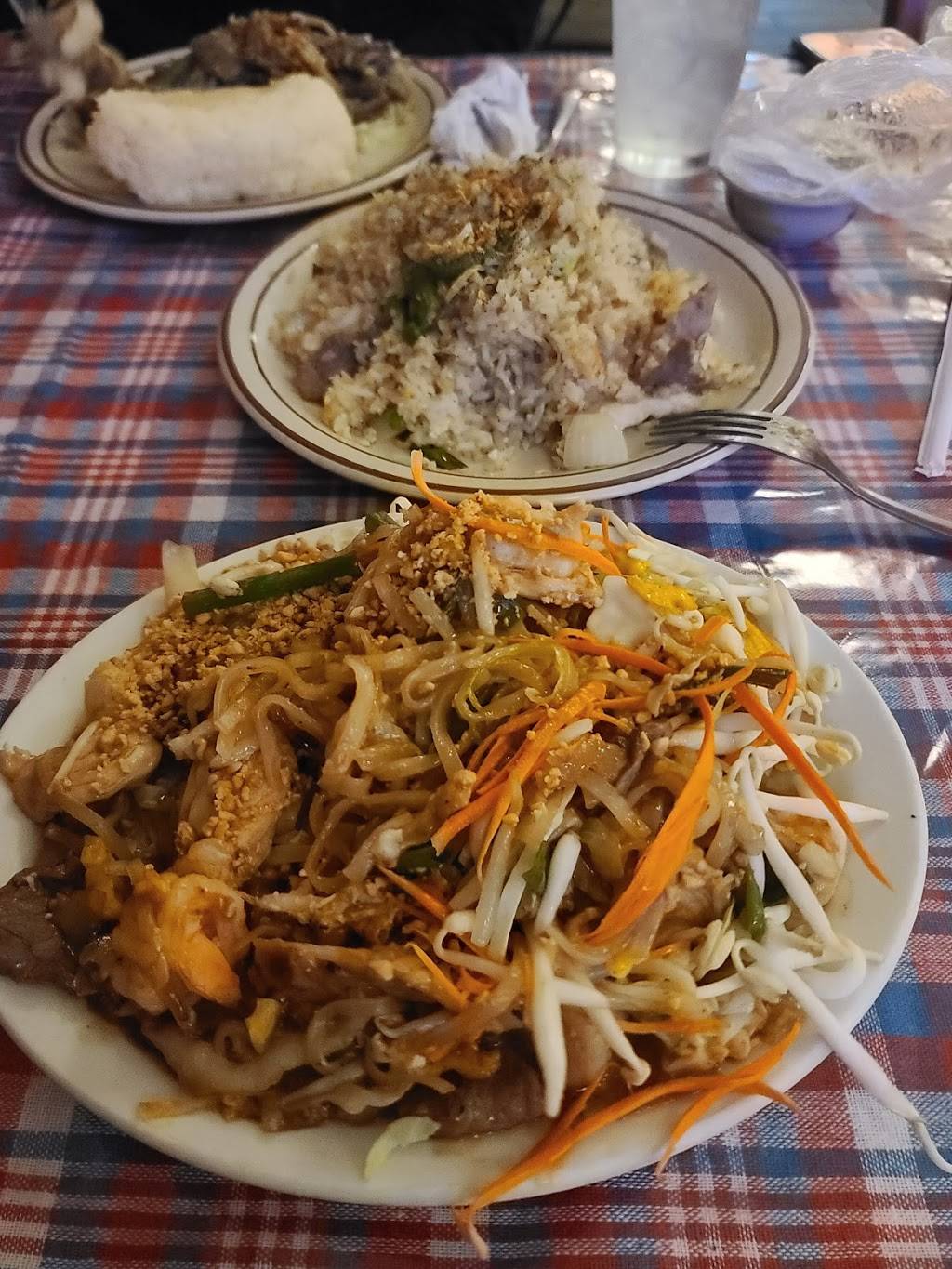 Pookies Thai Cuisine | restaurant | 803 Jefferson St, Burlington, IA 52601, USA | 3197527686 OR +1 319-752-7686