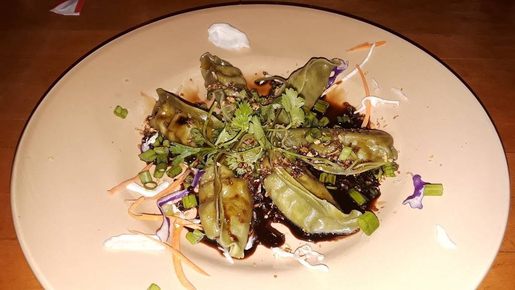 Urban Bowl | restaurant | 5084, 5084, 112 W Main St #6, Charlottesville, VA 22902, USA | 4349840095 OR +1 434-984-0095