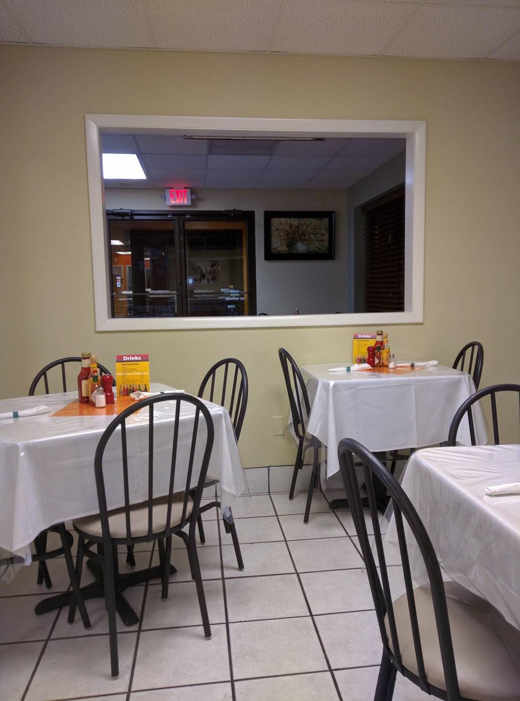 La Cabaña | restaurant | 701 N Grandview Blvd, Waukesha, WI 53188, USA | 2628754592 OR +1 262-875-4592