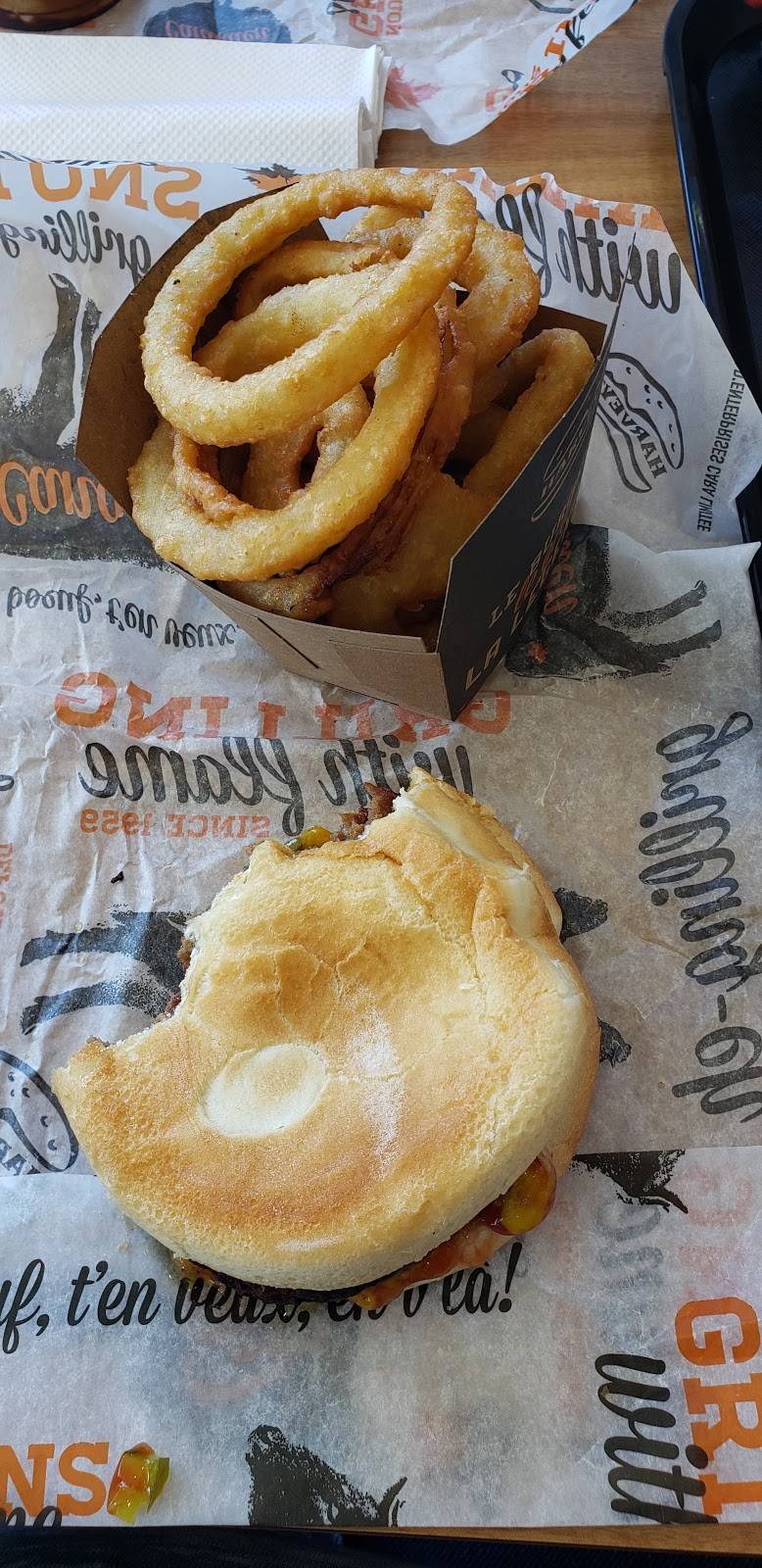 Harveys | restaurant | 255 Dundas St E, Waterdown, ON L0R 2H6, Canada | 9056893140 OR +1 905-689-3140