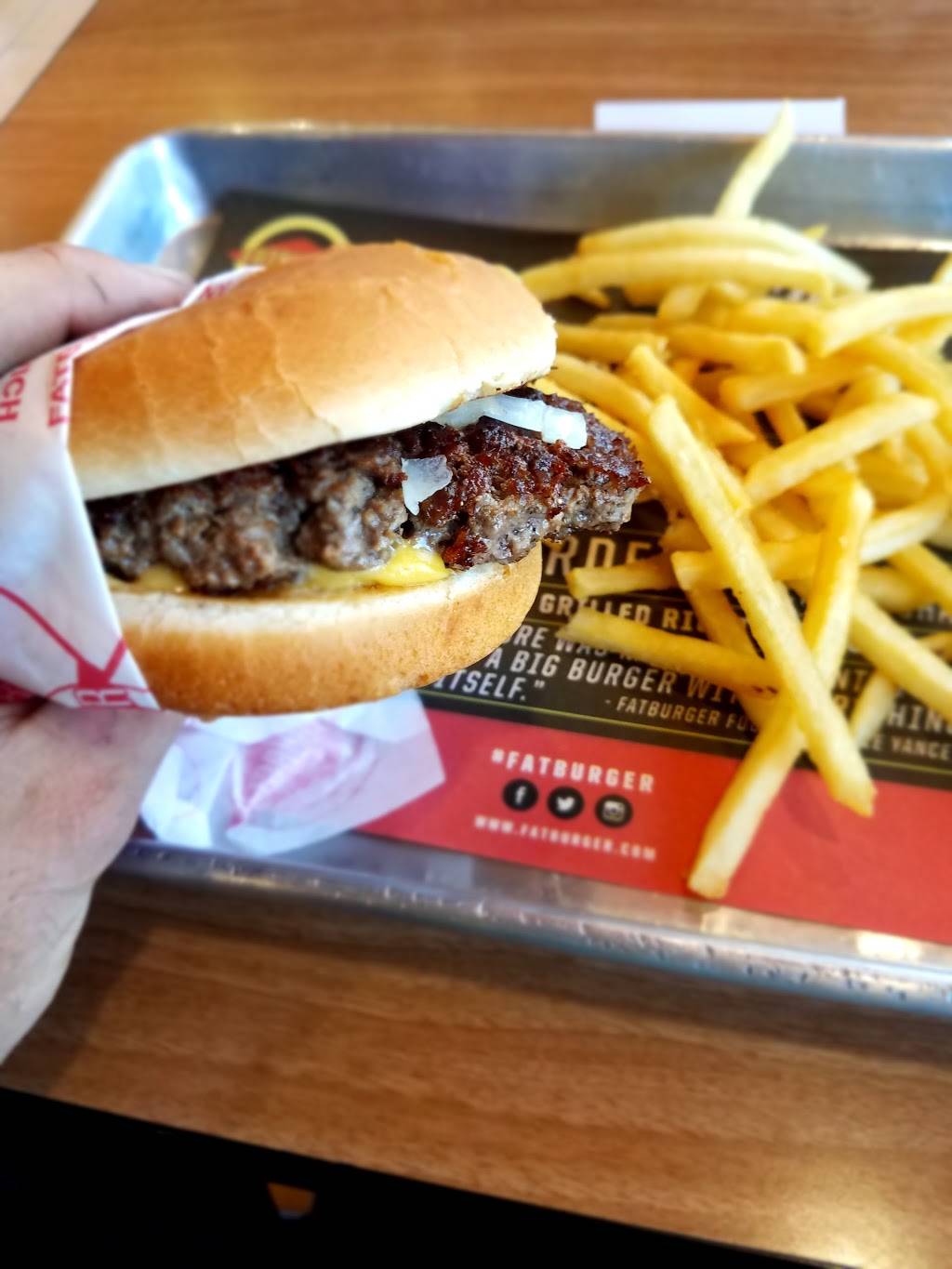 Buffalos Express | restaurant | 11090 CA-2 #B, Los Angeles, CA 90025, USA | 4242672031 OR +1 424-267-2031