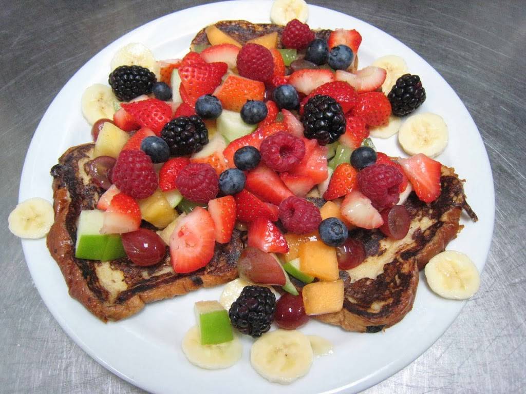 Resto Club Fruité | restaurant | 2569 Chemin des Écossais, Sherbrooke, QC J1C 0J5, Canada | 8195654147 OR +1 819-565-4147