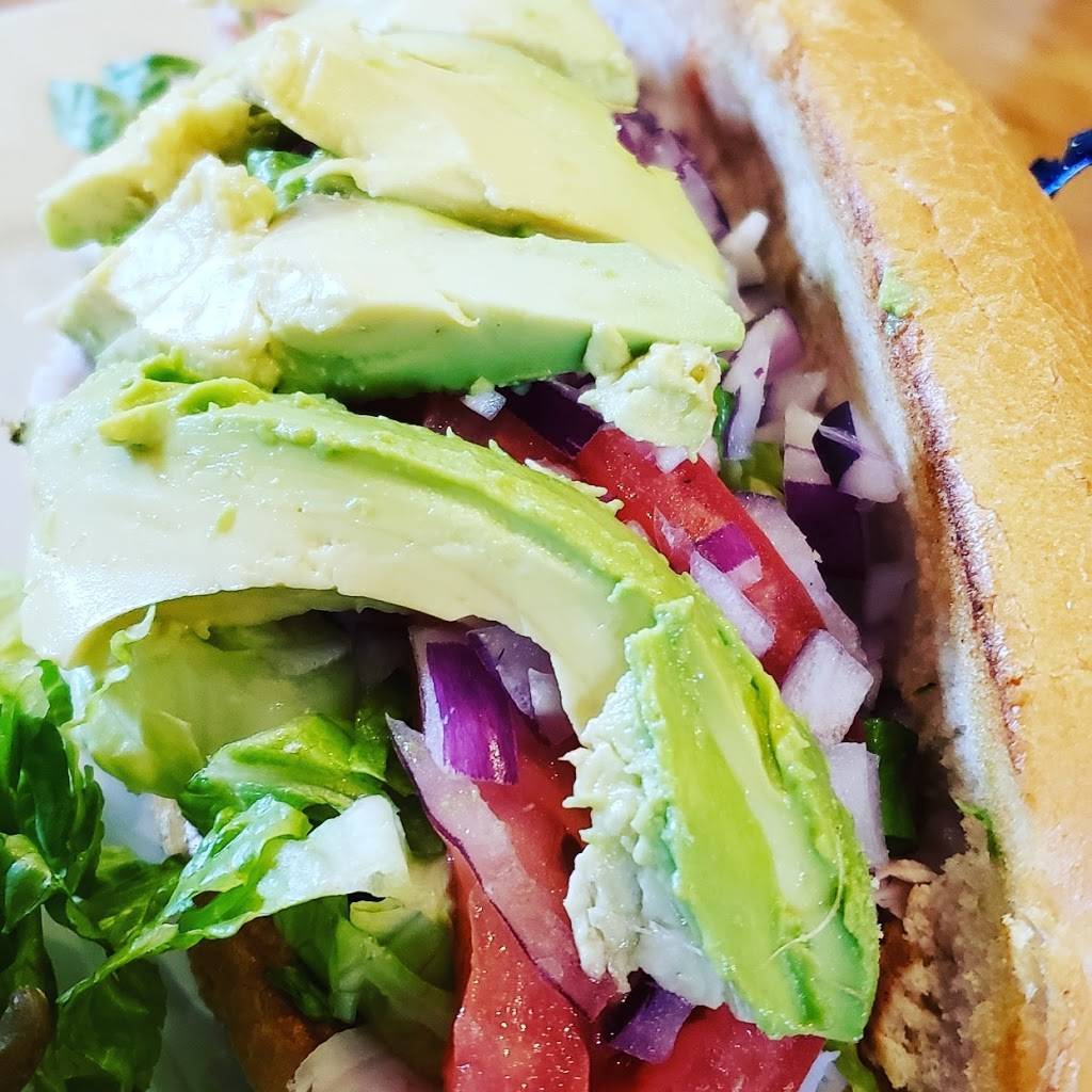 Rocky Mountain Outfitters & The Bait Shop Grill | restaurant | 606 Byers Ave, Hot Sulphur Springs, CO 80451, USA | 9707253927 OR +1 970-725-3927