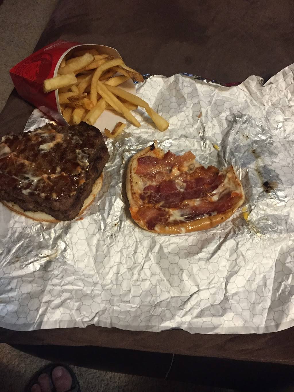 Wendys - Closed Temporarily | restaurant | 2070 S Federal Blvd, Denver, CO 80219, USA | 3039365701 OR +1 303-936-5701