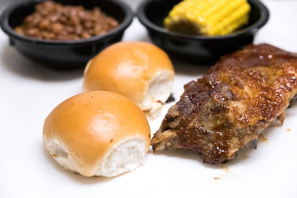 JJ Twigs Pizza & BBQ | restaurant | 1815 Bagnell Dam Blvd, Lake Ozark, MO 65049, USA | 5733659911 OR +1 573-365-9911