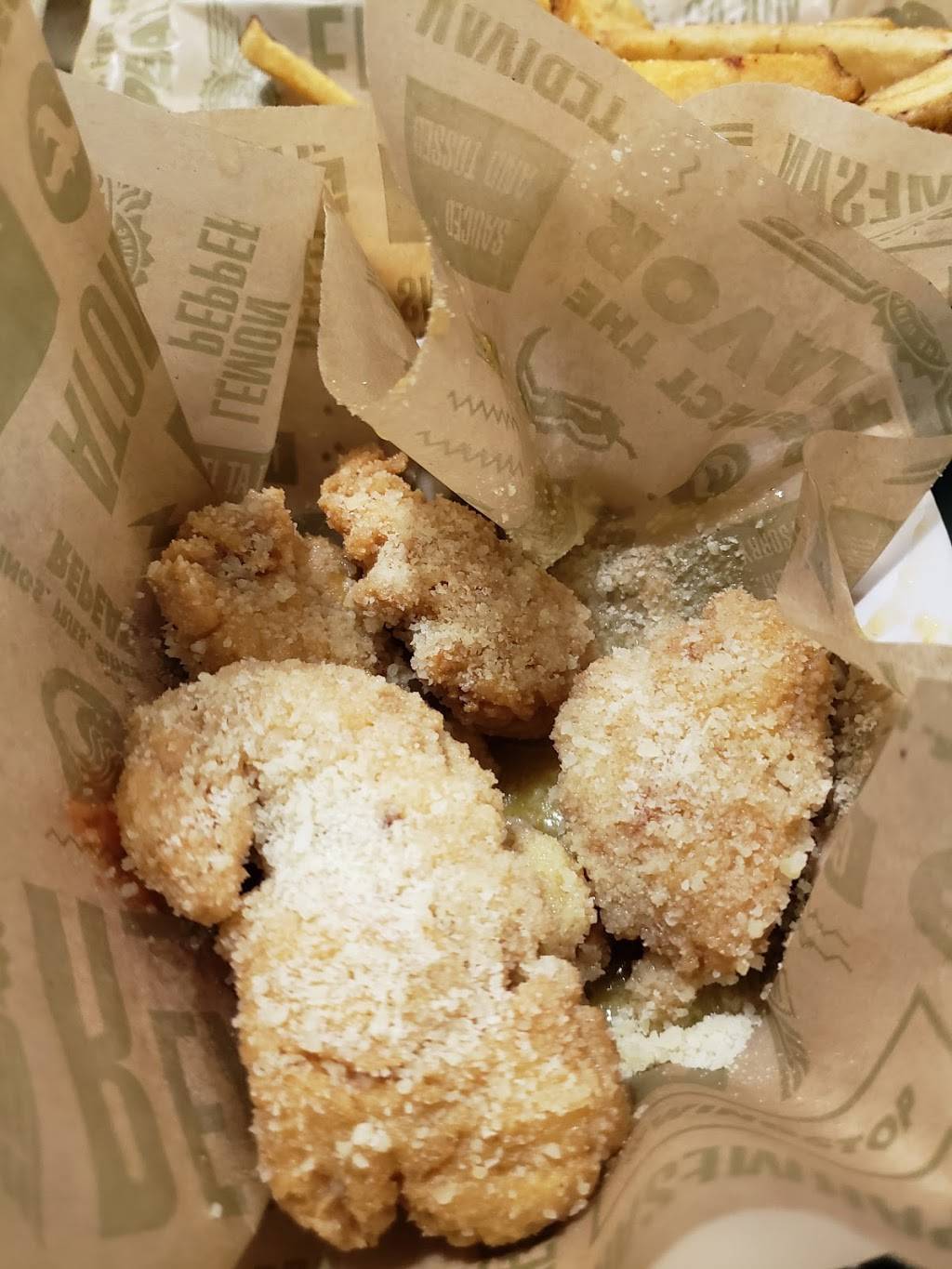 Wingstop | restaurant | 109 Volvo Pkwy, Chesapeake, VA 23320, USA | 7575489464 OR +1 757-548-9464