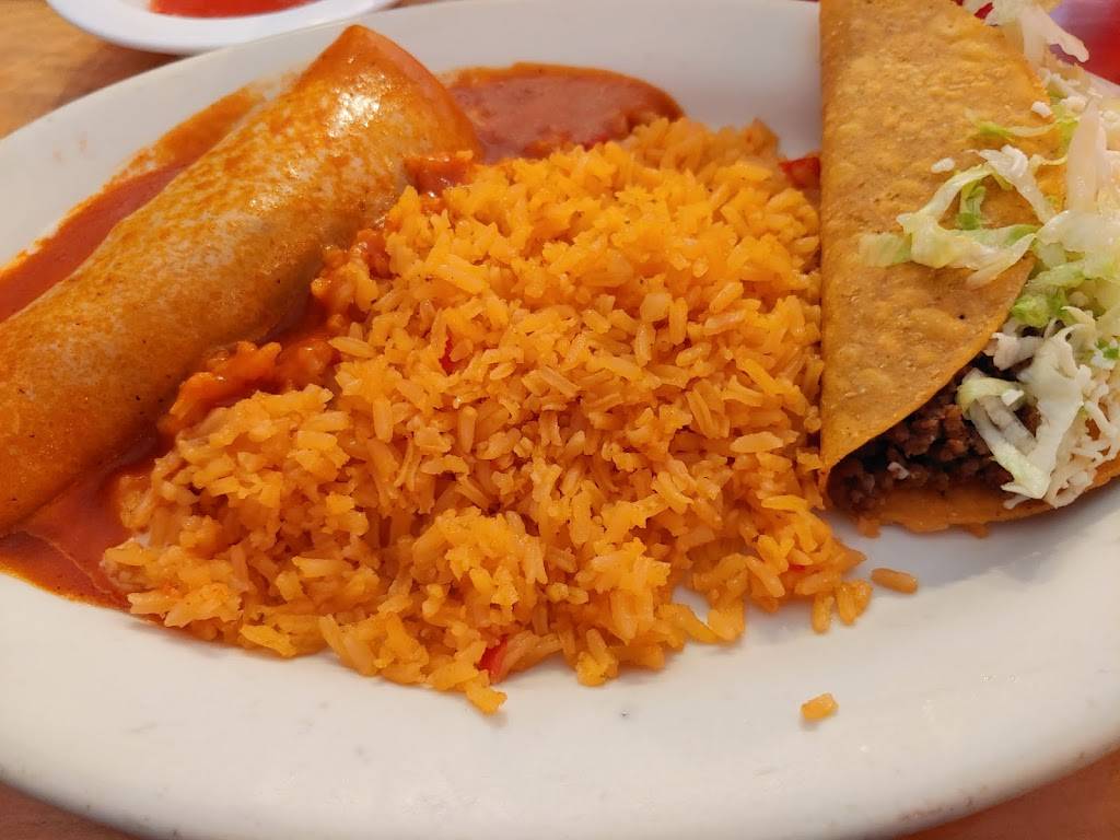 Los Bravos Mexican Restaurant | restaurant | 1255 Johnson Ferry Rd, Marietta, GA 30068, USA | 7709161776 OR +1 770-916-1776