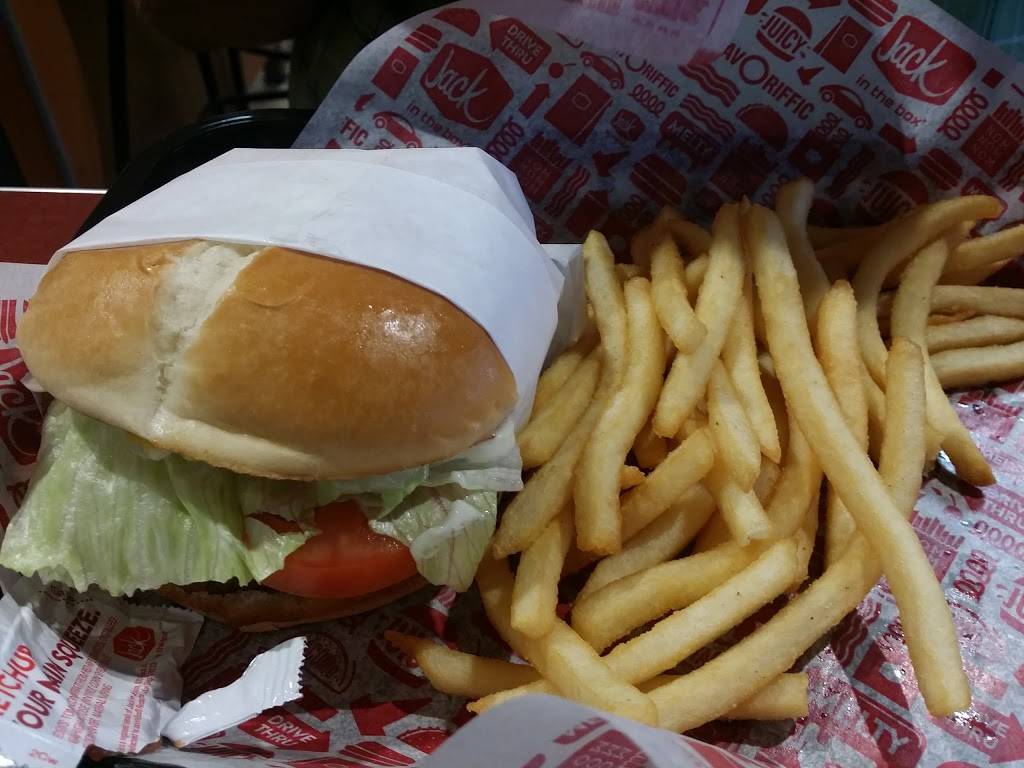 Jack in the Box | restaurant | 5141 Jackson Dr, La Mesa, CA 91941, USA | 6196973233 OR +1 619-697-3233