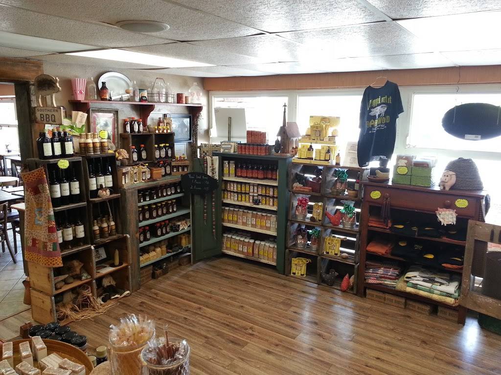 Barnwood Country Kitchen and Smokehouse | restaurant | 3725 W Old US Hwy 441, Mt Dora, FL 32757, USA | 3526304903 OR +1 352-630-4903