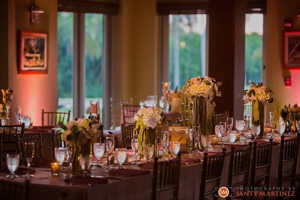 Fairways On The Key Bar & Grill | restaurant | 6700 Crandon Blvd, Key Biscayne, FL 33149, USA | 3053618219 OR +1 305-361-8219