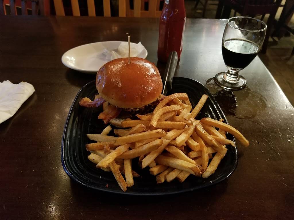 Churchills Pub & Grille | restaurant | 887 W San Marcos Blvd, San Marcos, CA 92078, USA | 7604718773 OR +1 760-471-8773