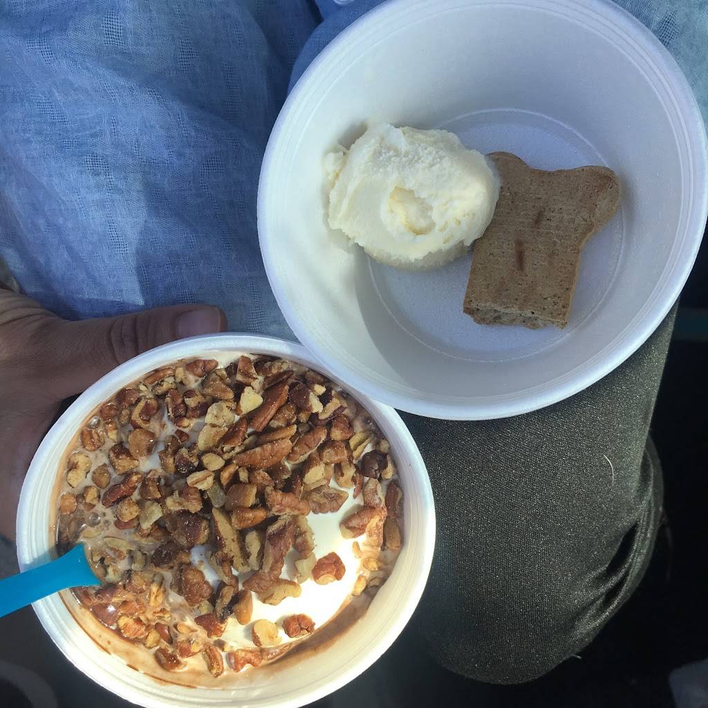 Igloo Frozen Custard | restaurant | 1817 Troxel Dr, Lafayette, IN 47909, USA | 7654744566 OR +1 765-474-4566