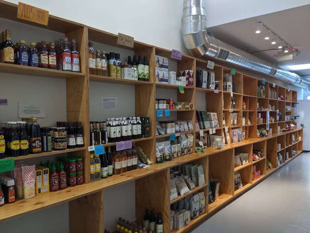 Queens | restaurant | 1235 9th Ave, San Francisco, CA 94122, USA | 4157029382 OR +1 415-702-9382