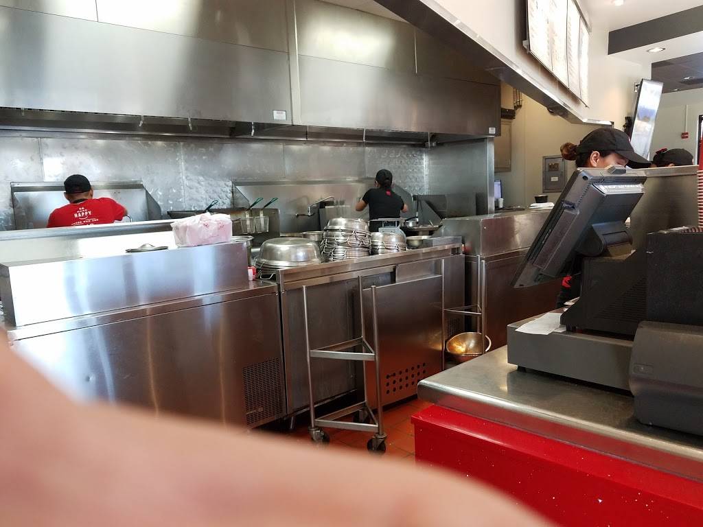 Panda Express | meal takeaway | 972 Admiral Callaghan Ln, Vallejo, CA 94591, USA | 7075522030 OR +1 707-552-2030