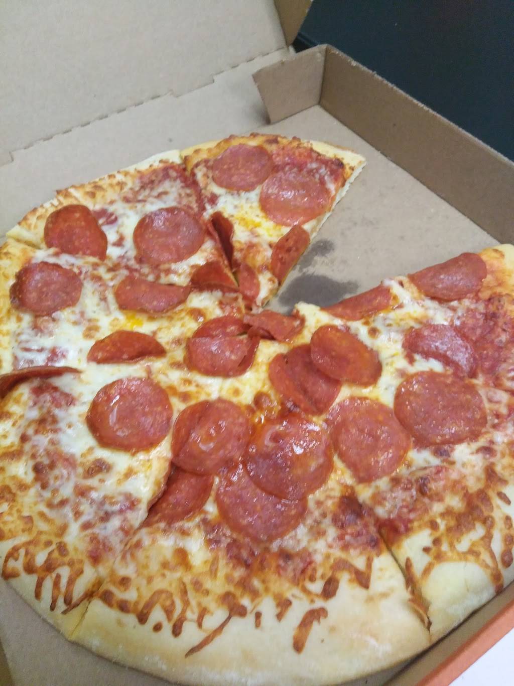 Little Caesars Pizza | meal takeaway | 2272 Tenth Line Rd, Orléans, ON K4A 0X4, Canada | 6138370888 OR +1 613-837-0888