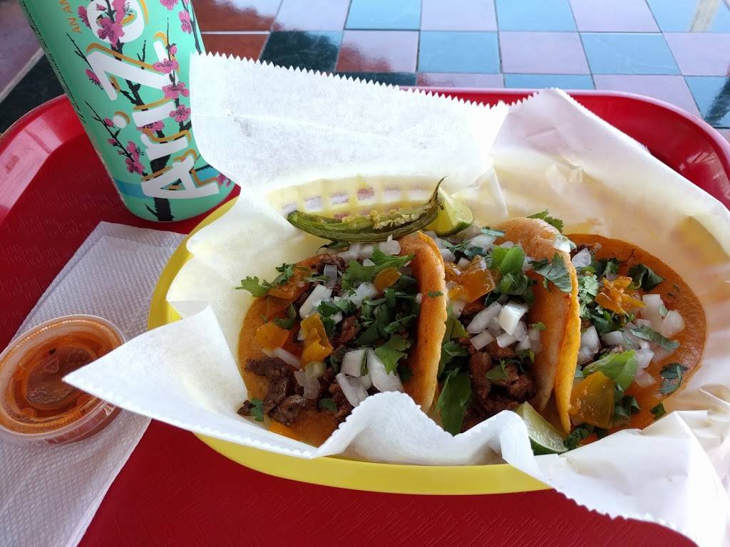 Antojitos Mexicanos La Placita | restaurant | 401 N Dixie Hwy, Lake Worth, FL 33460, USA | 5612491190 OR +1 561-249-1190