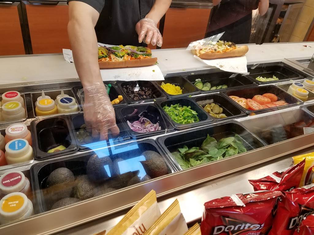 Subway | restaurant | G3 Commerical Shopping Center, 166 E Whitmore Ave Suite B, Modesto, CA 95358, USA | 2095413711 OR +1 209-541-3711