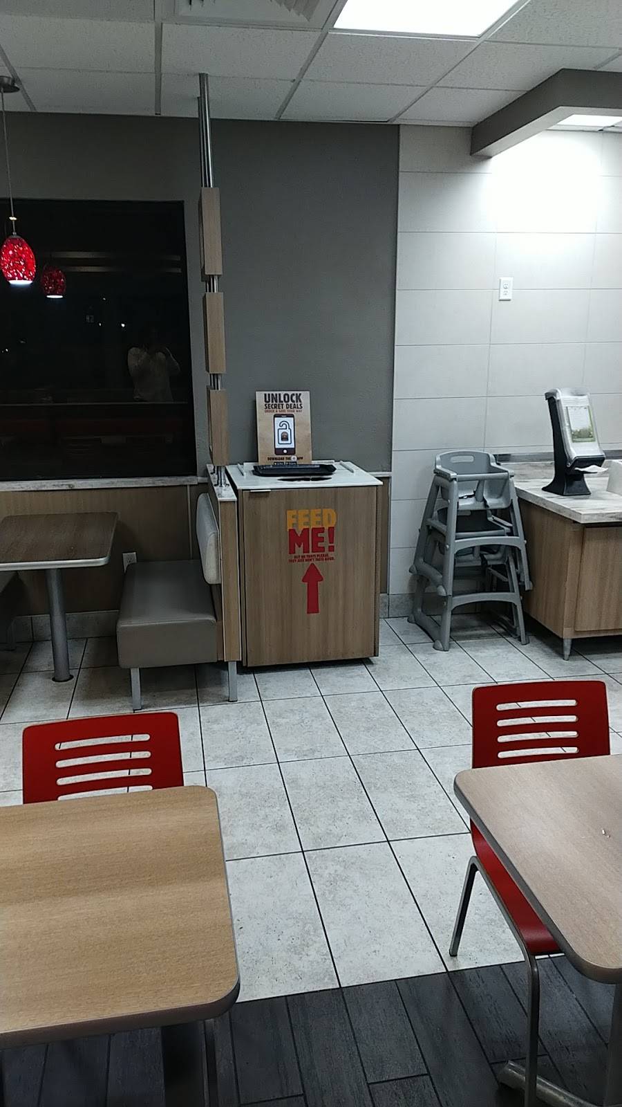 Burger King | restaurant | 2955 N Bellflower Blvd, Long Beach, CA 90815, USA | 5624291396 OR +1 562-429-1396