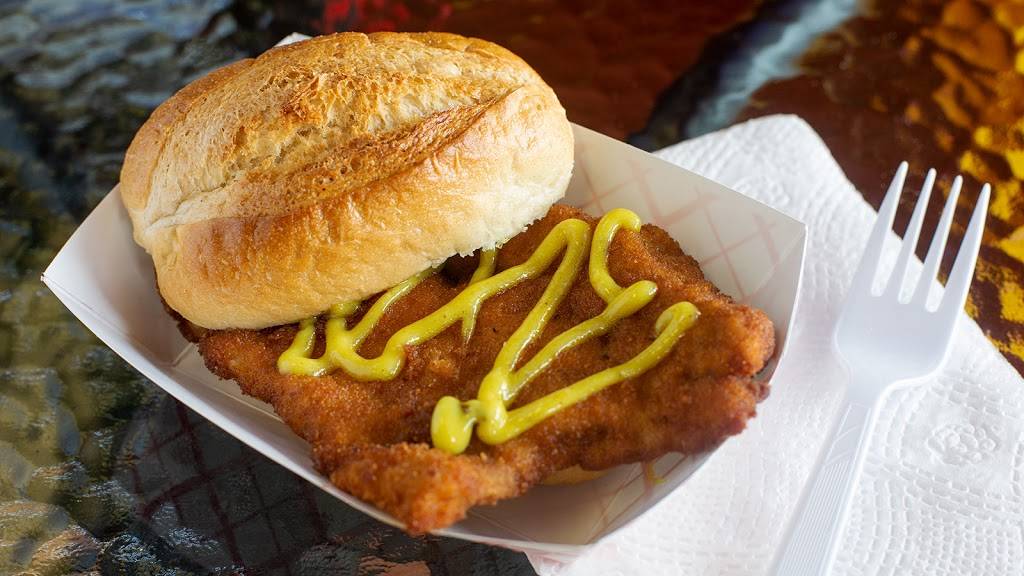 Curry Up King Authentic German Street Food | restaurant | 935 N Beneva Rd #613, Sarasota, FL 34232, USA | 9415528684 OR +1 941-552-8684