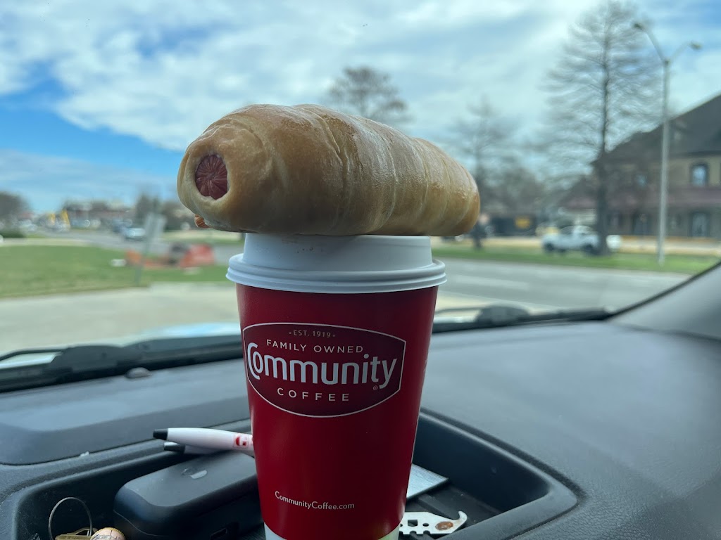 Donuts Coffee & Burgers | restaurant | 3617 S Sherwood Forest Blvd, Baton Rouge, Louisiana State, Baton Rouge, LA 70816, USA | 2252561763 OR +1 225-256-1763