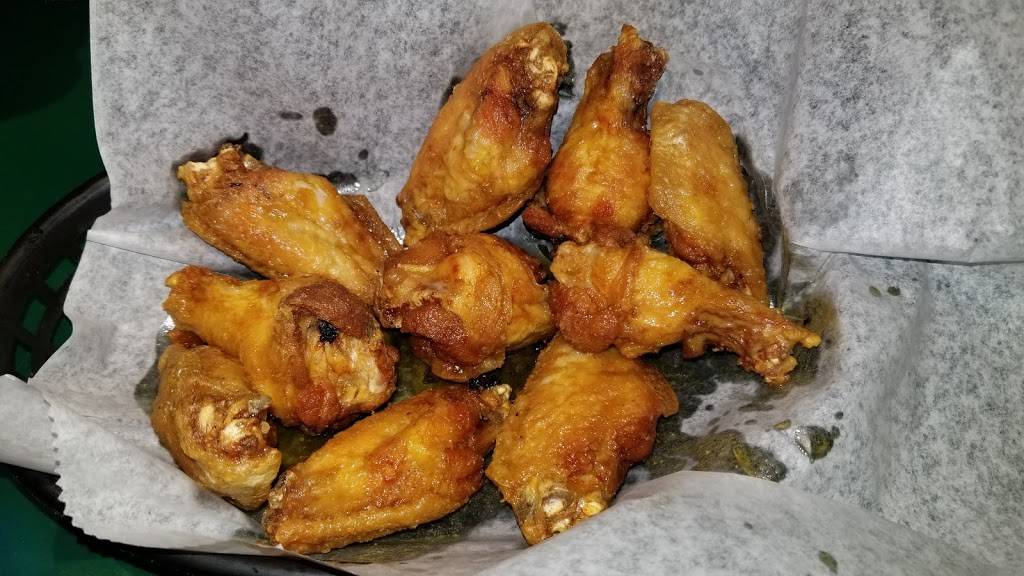 Sullys Pub | restaurant | 1075 N Henderson St, Galesburg, IL 61401, USA | 3093429325 OR +1 309-342-9325