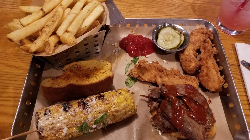 Chilis Grill & Bar | restaurant | 4153 Transit Rd, Buffalo, NY 14221, USA | 7166340505 OR +1 716-634-0505