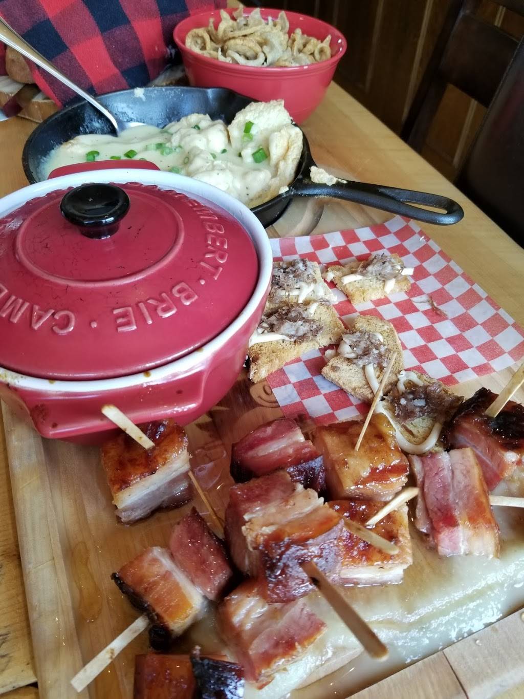 Sucrerie du domaine | restaurant | 280 Chemin du Domaine des Chutes, Chertsey, QC J0K 3K0, Canada | 4508824851 OR +1 450-882-4851