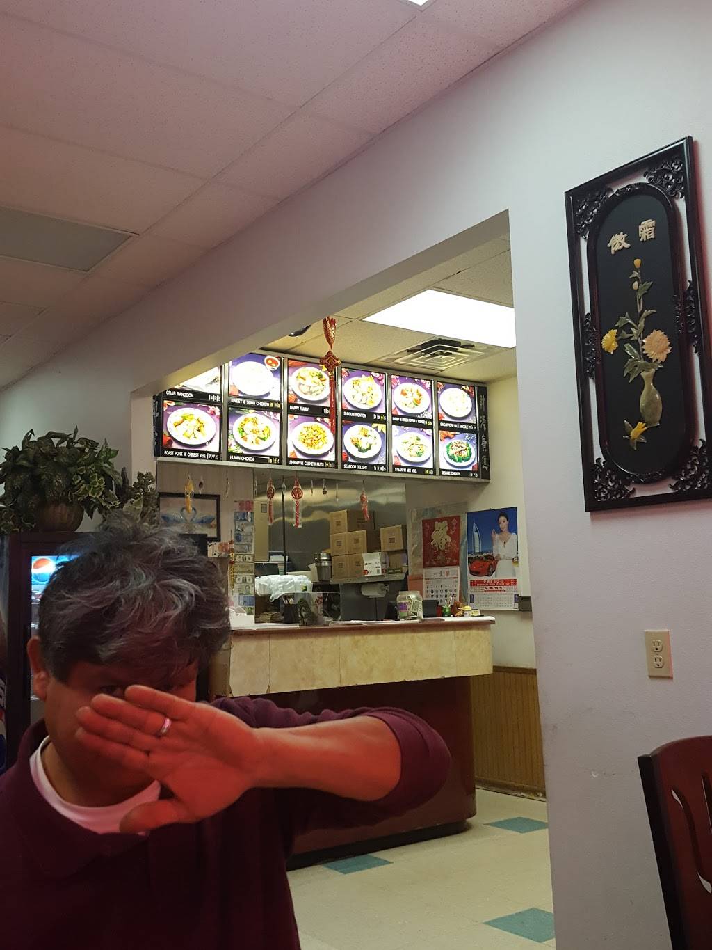 Xiang Jiang | restaurant | 439 W Cottage Grove Rd, Cottage Grove, WI 53527, USA | 6088391666 OR +1 608-839-1666