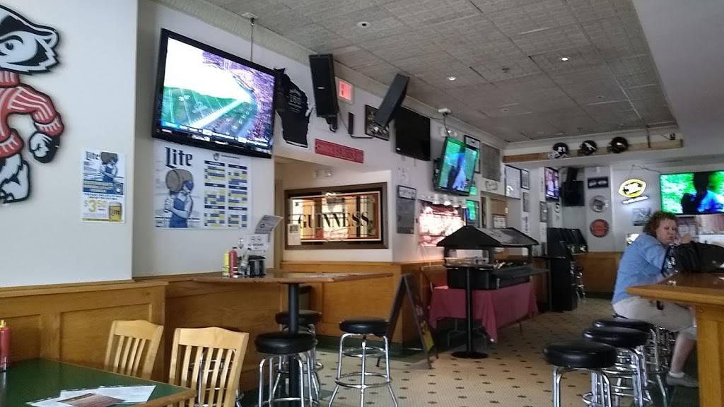 Buckinghams Bar & Grill | restaurant | 802 Regent St, Madison, WI 53715, USA | 6082514744 OR +1 608-251-4744