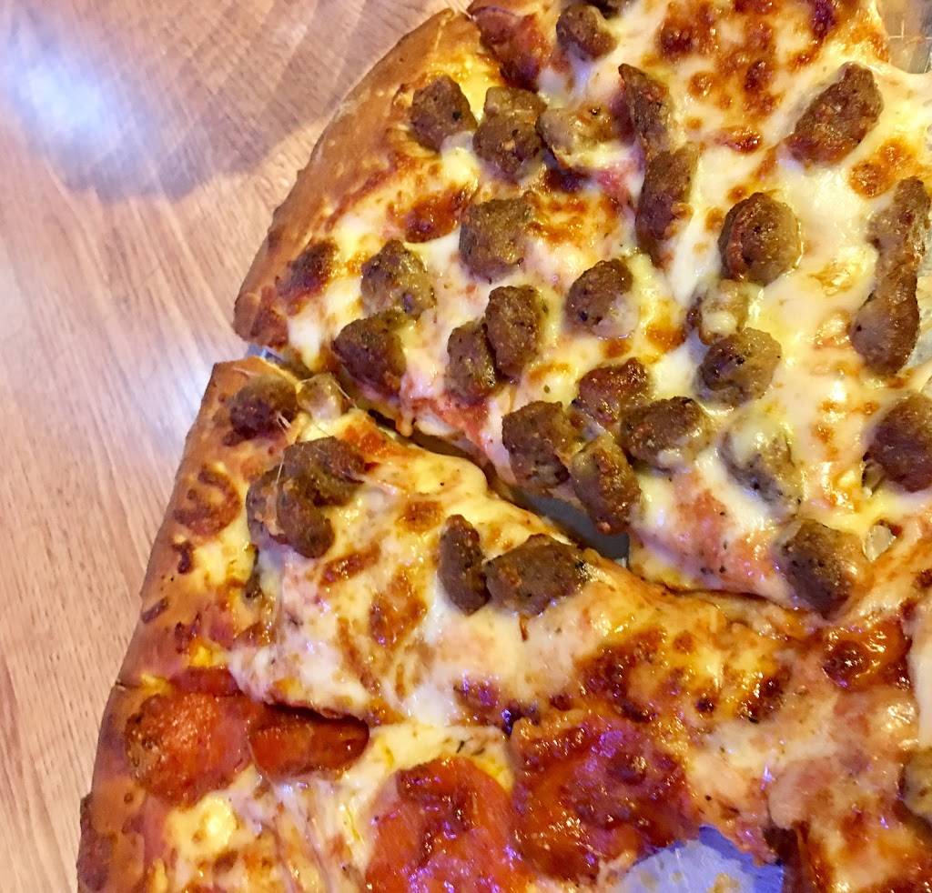 Pizza House | restaurant | 2433 N Sierra Way, San Bernardino, CA 92405, USA | 9098868989 OR +1 909-886-8989