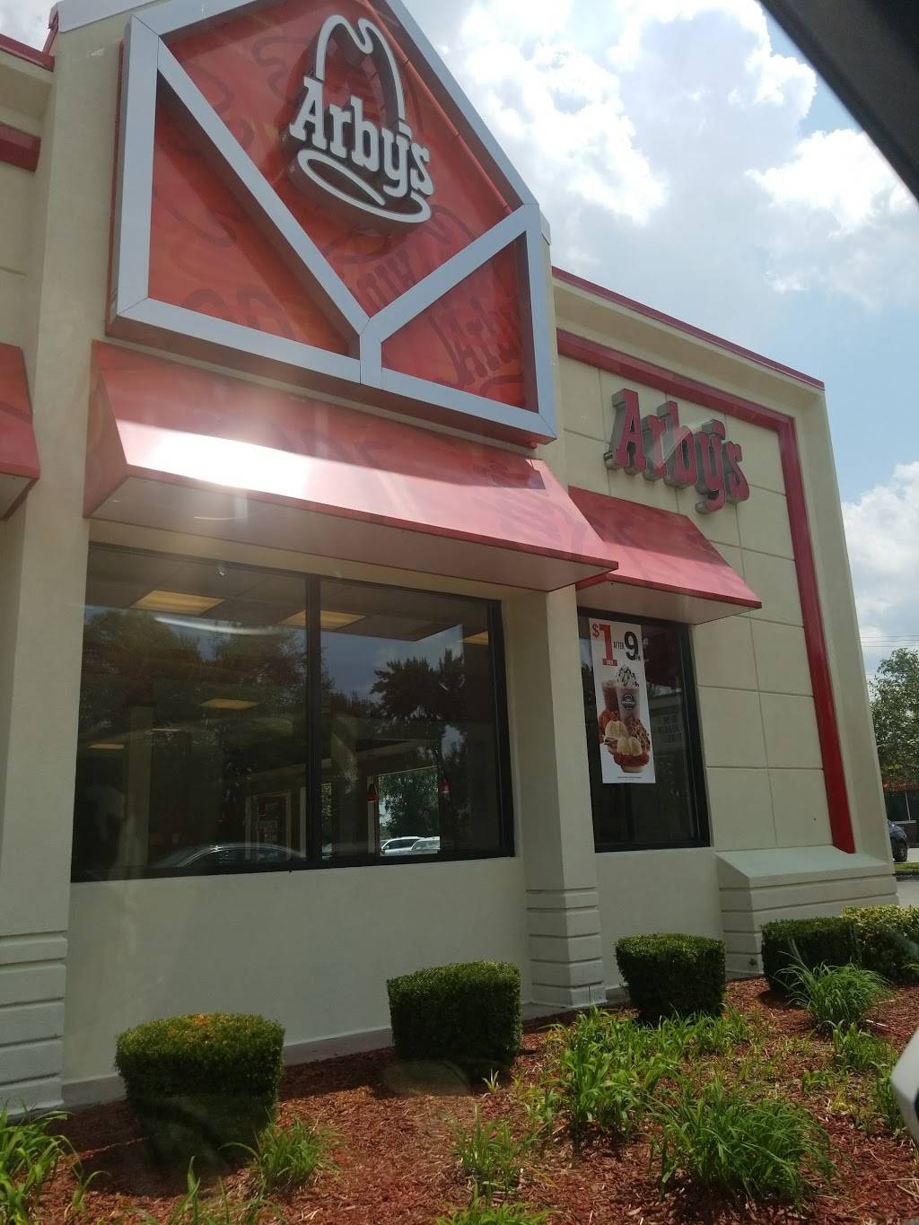 Arbys | restaurant | 3325 Fort Campbell Blvd, Clarksville, TN 37042, USA | 9314316300 OR +1 931-431-6300