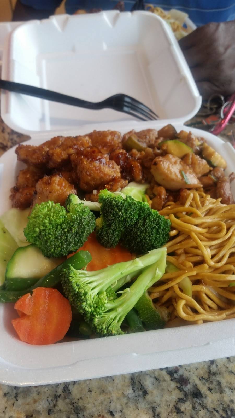Panda Express | meal takeaway | 1405 N.E. 163rd Road, North Miami Beach, FL 33162, USA | 3059488116 OR +1 305-948-8116