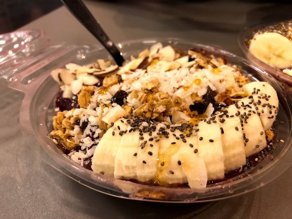 Stallion Smoothies (Inside L.A. Fitness) | restaurant | 15053 Main St, Bellevue, WA 98007, USA | 4256447851 OR +1 425-644-7851