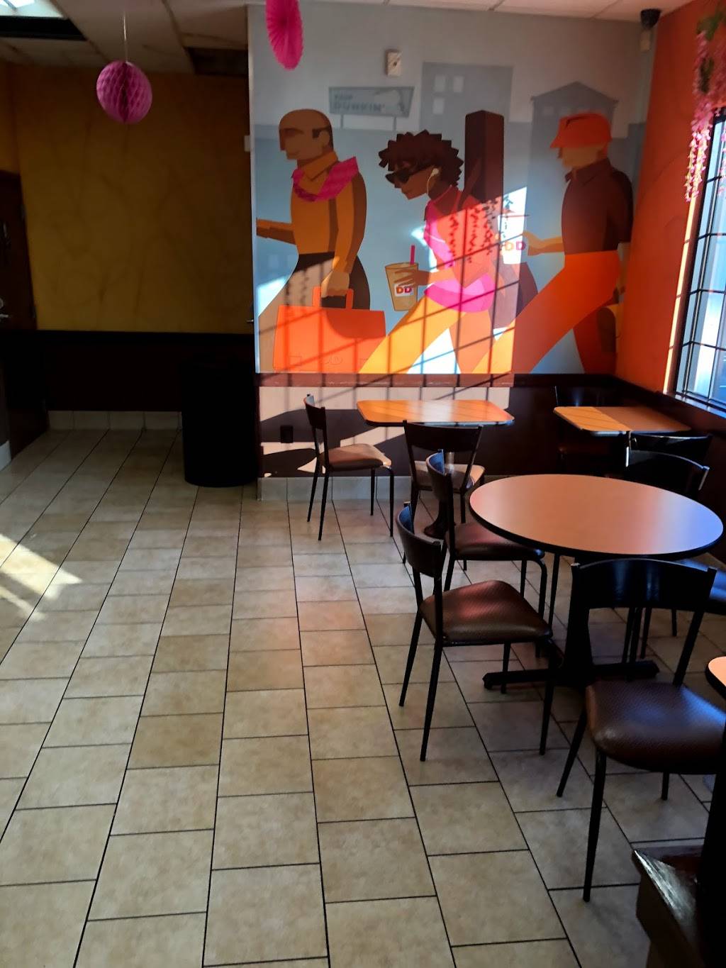 Dunkin | cafe | 295 Blake St, New Haven, CT 06515, USA | 2036916072 OR +1 203-691-6072