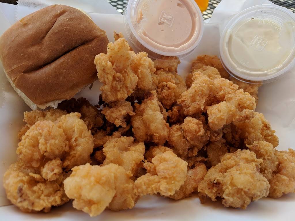 Pats Downtown | restaurant | 107 E Main St, Lafayette, LA 70501, USA | 3372895270 OR +1 337-289-5270