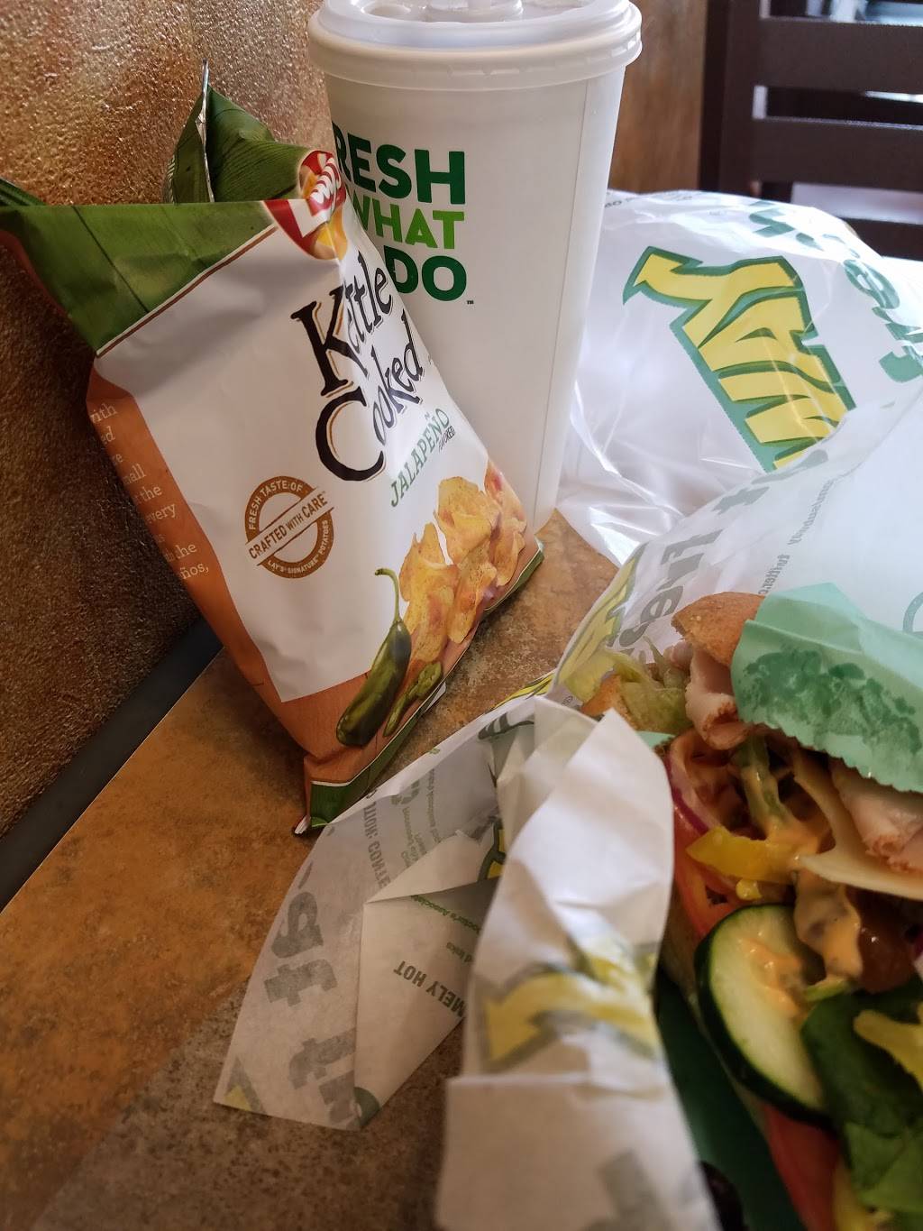 Subway Restaurants | restaurant | 3025 Stratton St, Flushing, NY 11354, USA | 9175635166 OR +1 917-563-5166