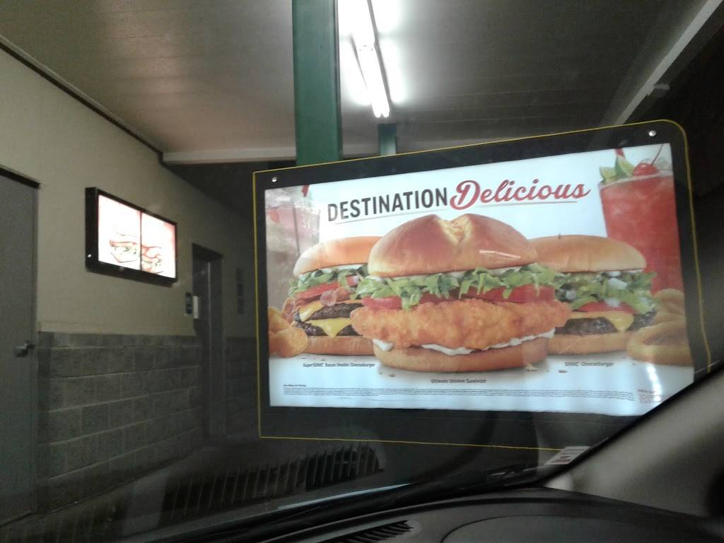 Sonic Drive-In | restaurant | 5003 Millertown Pike, Knoxville, TN 37917, USA | 8655259551 OR +1 865-525-9551