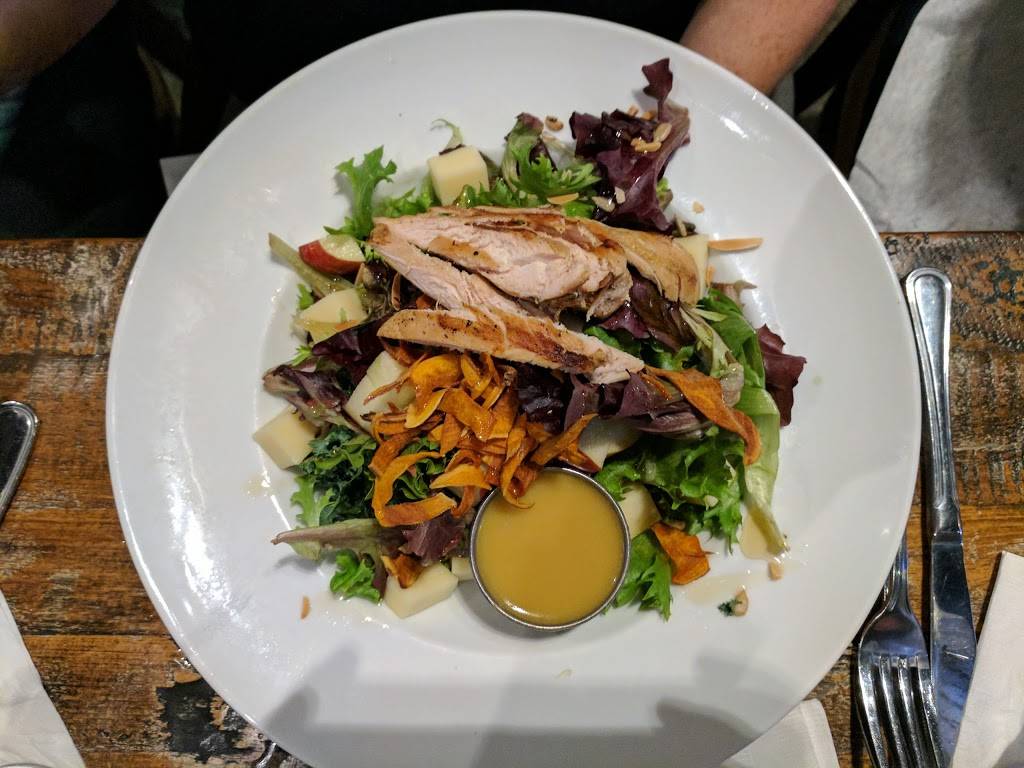 Corkscrew Bar and Grille | restaurant | 235 Canal St, New Smyrna Beach, FL 32168, USA | 3869573955 OR +1 386-957-3955