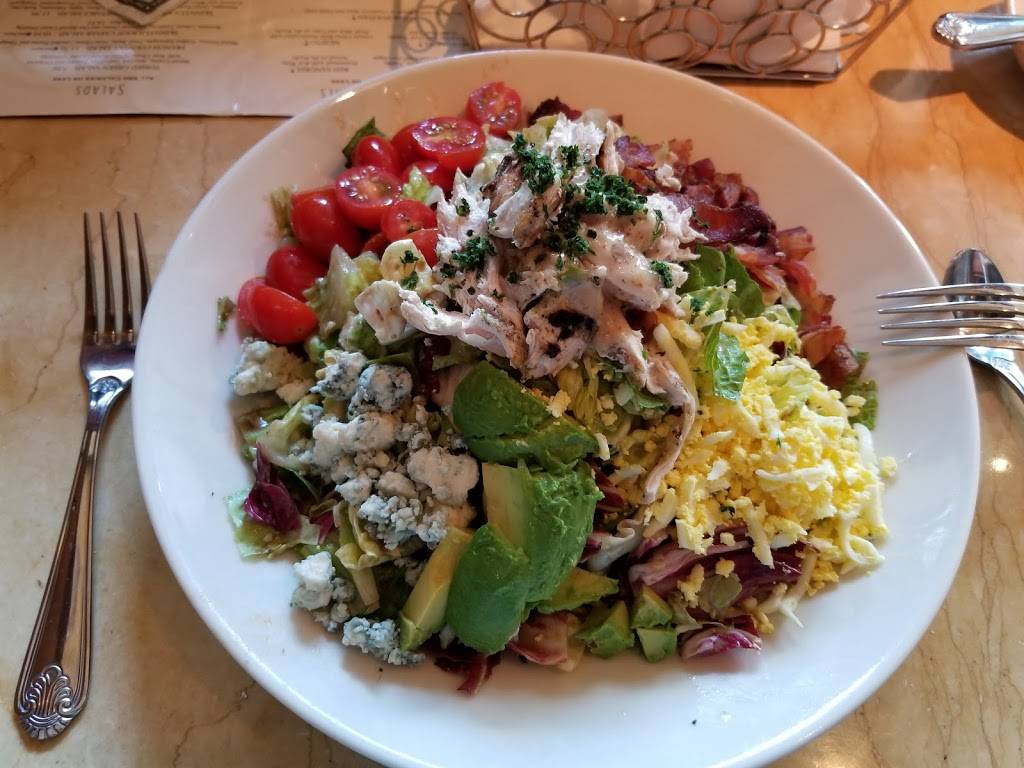 The Cheesecake Factory | restaurant | Town Center, 2015 Birch Rd, Chula Vista, CA 91915, USA | 6194212500 OR +1 619-421-2500